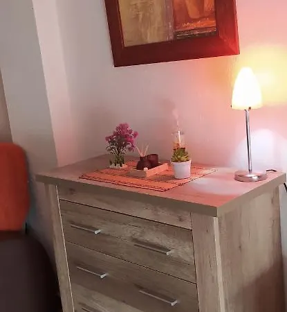 Estudio Wifi Baño 1 Sofá Cama Doble Piscina Playa 100mts