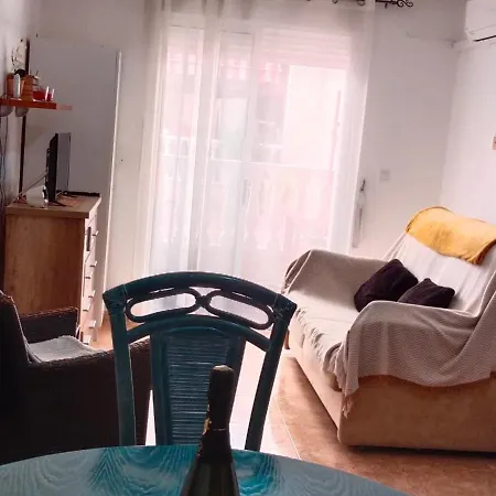 Estudio Wifi Baño 1 Sofá Cama Doble Piscina Playa 100mts Apartamento